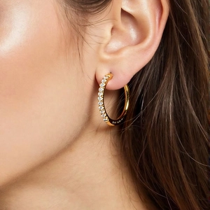 Boucles d'Oreilles Créoles en Acier Inoxydable Plaqué Or 18K Minimaliste Zircone Étanche pour Femmes Bijoux