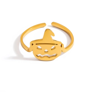 Adjustable 18K gold-plated stainless steel Halloween ring with pumpkin wizard design