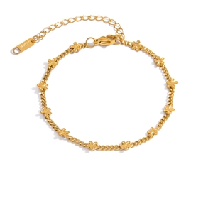 Minimalist 18K gold plated stainless steel bracelet with dainty five-petal flower charms