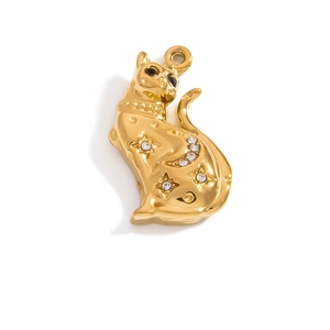 18K gold plated cat pendant with star and moon zircon inlay for DIY jewelry