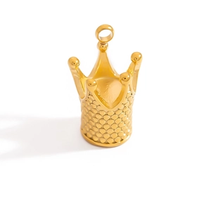 Polished 18K gold crown pendant with scale texture and closed ring for DIY jewelry making