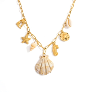 18K gold titanium steel necklace featuring starfish and seashell nautical charms