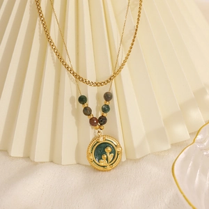 Collier double rang en acier inoxydable plaqué or 18K avec perles et pendentif floral