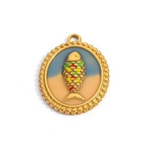 Pendentif ovale vintage plaqué or 18 carats avec poisson en émail coloré et bord perlé