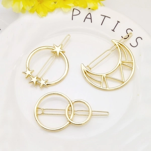 Pinces à Cheveux Géométriques en Alliage Étoile Lune Creuses Style Coréen Simple Or Argent Accessoires de Cheveux Décoratifs pour Femmes