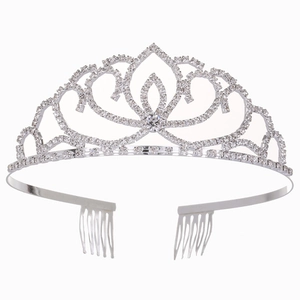 Sparkling silver crystal bridal tiara featuring floral patterns and heart-shaped curves