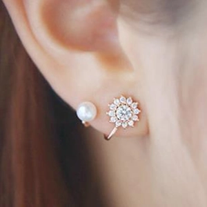Élégante manchette d'oreille tournesol et perle or rose avec cristaux scintillants