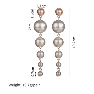 Boucles d'oreilles longues tendance avec perles d'imitation en dégradé doré chic