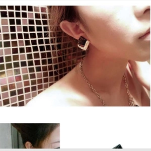Fashionable oversized square stud earrings with dark brown gemstones and crystal rhinestones