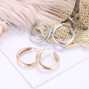 Mode Legierung Dicke Creolen Mit Edelstahl Ohrringstift Poliert Geometrisch Rund Kreis Ohrringe Für Damen Täglich Schmuck