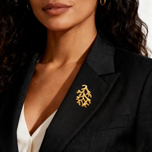 Stainless Steel 18K Gold Plated Coral Branch Brooch For Women Marine Style Fashion Commute Elegant Clothes Pin Jewelry