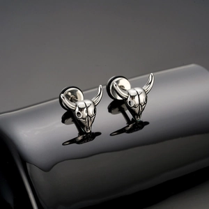 Titanium Steel Ox Head Skull Stud Earring Vintage Punk Gothic Hip Hop Screw Back Silver Color Jewelry Gift For Men Women