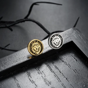 Vintage Crown Lion Head Relief Stud Earrings For Men Women Punk Hip Hop Style Copper Round Jewelry Accessories Gold Silver