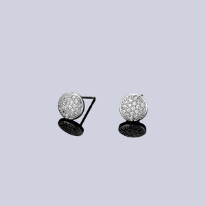 Boucles d'oreilles rondes en argent avec pavage complet de zircons blancs brillants