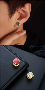 Vue détaillée de boucles d'oreilles carrées vintage avec pierres de zircon vertes et rouges