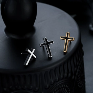 Boucles d'Oreilles Clous en Croix en Acier Titane Pour Hommes Femmes Unisexe Style Punk Émail Noir Bijoux Minimalistes Tendance