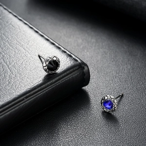 Fashionable Copper Round Stud Earrings For Men Women Geometric Grid Texture Rhinestone Inlay Stainless Steel Post Earrings