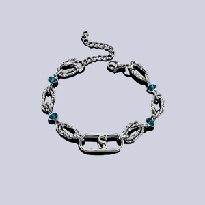 Bracelet en acier titane avec cristaux bleus et pendentif lettre S pour femmes