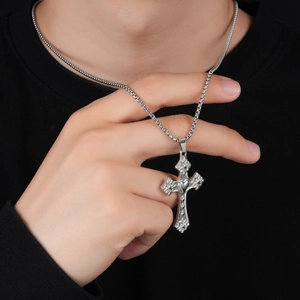 Collier croix argent vintage avec pendentif fleur et cœur sur chaîne pour femme