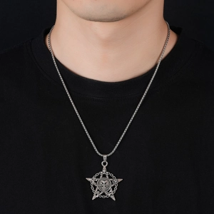 Collier avec pendentif pentagramme et crâne gothique pour homme en acier vintage