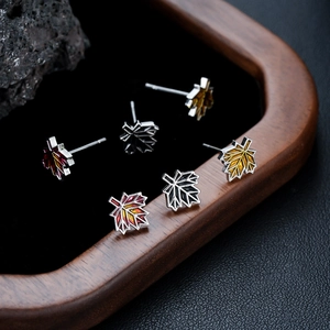Fashion Maple Leaf Stud Earrings Copper Electroplated Stainless Steel Post Minimalist Hip Hop Jewelry For Men Women Daily Accessory