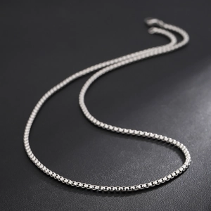 Collana a catena veneziana in acciaio inossidabile argento lucido con chiusura a moschettone