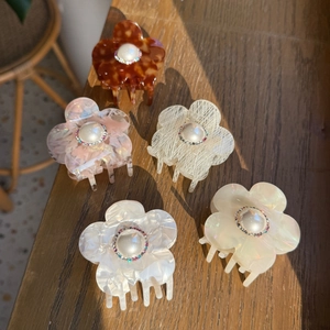 Pinces à Cheveux Élégantes en Acétate Floral Grande Pince à Fleurs Avec Künstliche Perles Strass Accessoire de Cheveux Simple et Doux pour Femmes