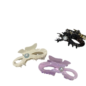 Tres elegantes pinzas para el cabello en acetato blanco lila y mármol con perlas y strass