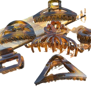 Chic tortoiseshell pattern hair claw clips in various geometric resin shapes for women
