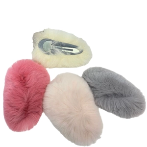 Lot de 4 barrettes à cheveux en peluche fausse fourrure rose gris et crème hiver