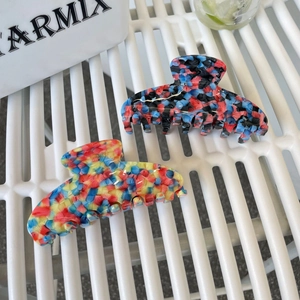 Women Large Acetate Hair Claw Clip Contrasting Color Marble Mosaic Shark Clip Elegant Minimalist Fashion Hair Accessories