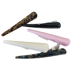 5-piece set of elegant acetate hair clips with glossy tortoiseshell patterns and metal grip