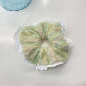 Elastico per capelli in maglia soffice con pizzo a righe verde caramella e giallo