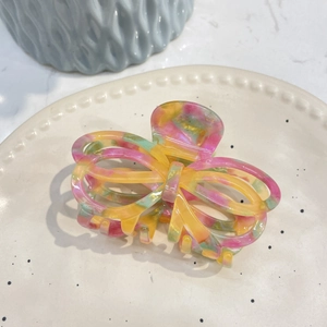 Elegant Cellulose Acetate Butterfly Hair Claw Clip Hollow Marble Pattern Shark Hair Clip For Women Daily Styling Accessories