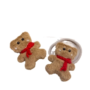 Par de gomas para el pelo de osito de peluche marrón con bufandas rojas y elásticos grises