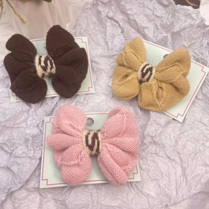 Barrette Cheveux Bec de Canard Nœud Tricoté à la Main Laine Douce Couleurs Maillard Douces Pinces à Cheveux Mignonnes pour Femmes