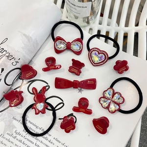 Élastiques à Cheveux Rouges avec Nœud en Strass Lapin Cœur Anneaux de Cheveux Élastiques en Résine Faits à la Main Pinces à Cheveux pour Femme Fille Fête Quotidien Accessoires Cheveux