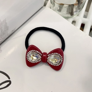 Élastique à cheveux chic avec nœud rouge, cristaux en goutte et strass étincelants