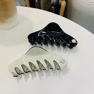 Elegant Acetate Hair Claw Clip For Women High Gloss Shark Clip With Rhinestone Minimalist Daily Use Ponytail Hair Accessories
