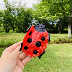 Pince à cheveux coccinelle mignonne en acétate avec pois rouges et noirs pour femmes