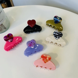 Pince à Cheveux en Acétate Français Coeur Élégant Couleur Unie Épingle à Cheveux Forme Coeur Doux Mignon Pince pour Filles Femmes Accessoires