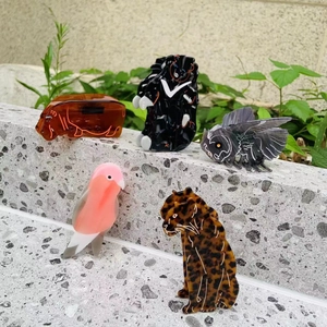 Pinces à Cheveux Crabe en Acétate Forme d'Animal Motif Léopard Hibou Perroquet Chiot Hippopotame Fait Main pour Femmes
