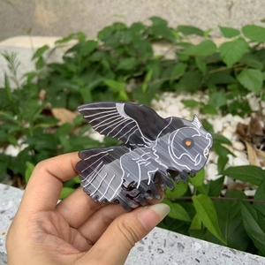 Pince à cheveux en acétate violet foncé en forme de chouette au design d'ailes