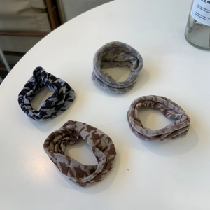 Vintage Houndstooth Fabric Scrunchies Elegant Pleated Hair Ties Korean Style Elastic Ponytail Holder For Women Daily Accessories