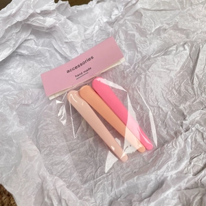 Three Korean style matte pink duckbill hair clips set in elegant handmade packaging