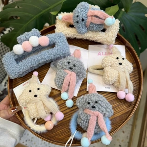 Pinza para el Pelo de Peluche de Cachorro Lindo Perro de Punto Hecho a Mano Con Bufanda Gorro Accesorios para el Cabello