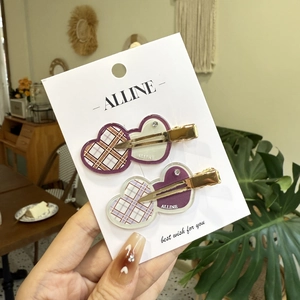Barrettes à cheveux en forme de cœur avec motif à carreaux violets et strass