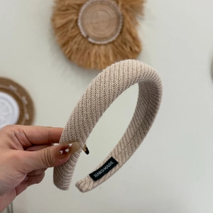 Handmade chunky knit sponge headband in beige, stylish vintage hair accessory for women