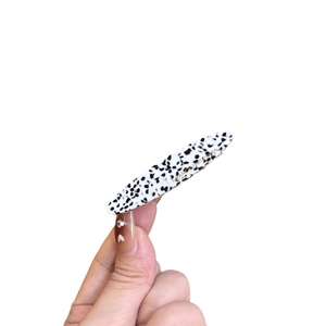 Barrette à cheveux longue en acétate motif dalmatien avec gravure dorée France