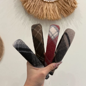 Herbst Winter Dicke Wollene Karierte Stirnband Für Damen Vintage Schachbrettmuster Haarreif Breit Gepolstert Handgefertigte Haarschmuck